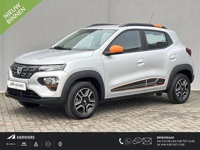 Diamond silver (tekqe) Gebruikt 2022 Dacia Spring Expression Hatchback | € 9.785 (Eerlijke prijs)