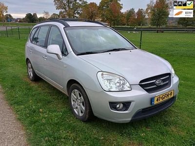 Grijs Gebruikt 2008 Kia Carens MPV | € 1.950 (Goede deal)