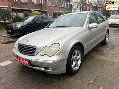 Mercedes C200