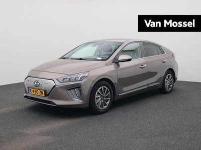 Bruin Occasion 2021 Hyundai Ioniq Premium Hatchback | € 17.400 (Eerlijke prijs)