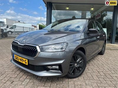 Grijs Gebruikt 2023 Skoda Fabia Business Line Hatchback | € 22.995 (Iets duurder)