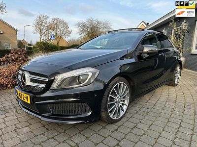 Occasion Mercedes A180 Ambition 122 PK (89 kW) 2015 Zwart (metallic) Hatchback