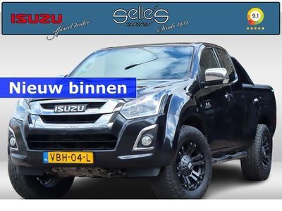 tweedehands Isuzu D-Max 1.9 4x4 Extended Cab Black Edition | Automaat | Rollbar | Rollcover | Navigatie