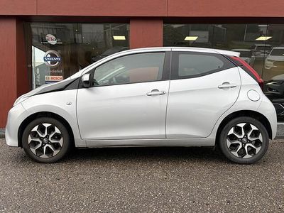 Hatchback Gebruikt 2019 Toyota Aygo X-play Hatchback | € 9.950 (Goede deal)