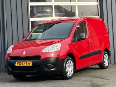 tweedehands Peugeot Partner 120 1.6 e-HDI Parkeersensoren Elketrisch pakket Goed onderho