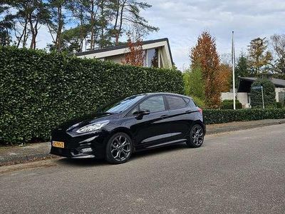 Zwart Occasion 2019 Ford Fiesta ST-Line Hatchback | € 11.750 (Eerlijke prijs)