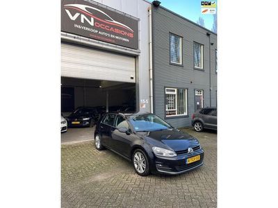 Zwart Occasion 2014 VW Golf VII Highline Hatchback | € 6.950 (Eerlijke prijs)