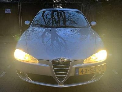 Zilver Occasion 2005 Alfa Romeo 147 Distinctive Hatchback | € 2.250 (Eerlijke prijs)