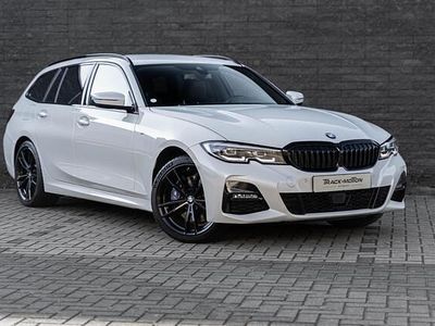 Wit Occasion 2021 BMW 330 M Sport Sedan | € 34.450 (Eerlijke prijs)