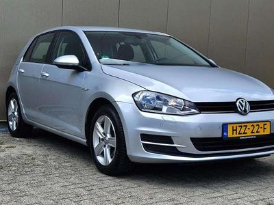 Grijs Gebruikt 2015 VW Golf VII | € 9.900