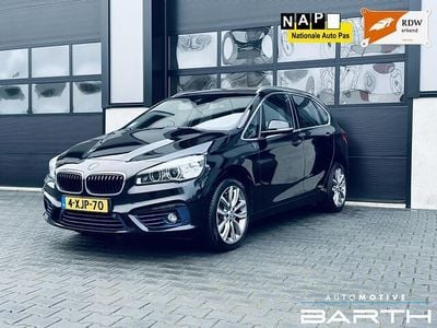Zwart (metallic) Gebruikt 2014 BMW 225 Executive Stationwagen | € 13.775 (Eerlijke prijs)