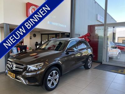 tweedehands Mercedes GLC350 4MATIC Premium Plus,Automaat,Trekhaak,Leder&Stoelverwarming,Panoramadak,Navigatie,Rondom&Achteruitrijcamera,Sensoren V&A,Climate&Cruisecontrol,Bluetooth met Spraakbediening,18 Inch Lmv