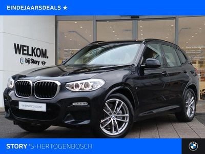 M carbonschwarz (zwart metallic) Gebruikt 2018 BMW X3 Comfort Edition SUV | € 35.750 (Duur)