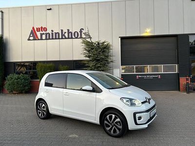 Wit Gebruikt 2022 VW up! Active Hatchback | € 15.450 (Duur)