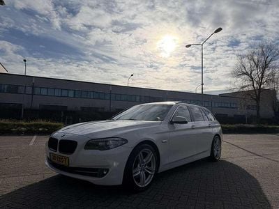Wit Occasion 2010 BMW 523 Executive Stationwagen | € 7.249 (Eerlijke prijs)