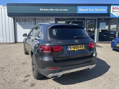 Mercedes GLC300