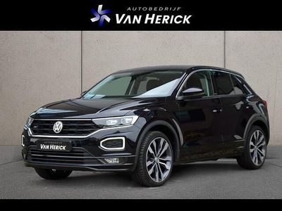 Zwart Occasion 2020 VW T-Roc R-line SUV | € 25.445 (Goede deal)