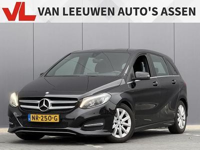 Zwart Gebruikt 2017 Mercedes B180 Edition MPV | € 14.448 (Eerlijke prijs)