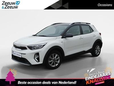 (bud) clear white/black s Gebruikt 2022 Kia Stonic SUV | € 16.950 (Eerlijke prijs)