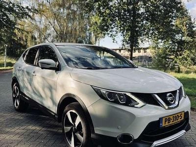 Wit Occasion 2015 Nissan Qashqai 360º SUV | € 10.299