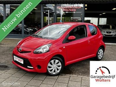 tweedehands Toyota Aygo 1.0 VVT-i Now AIRCO NIEUWE APK NIEUWSTAAT