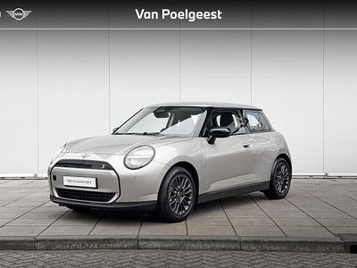 Nieuw Mini Cooper SE Essential 160 kW (218 PK) 2025 Zilver Hatchback