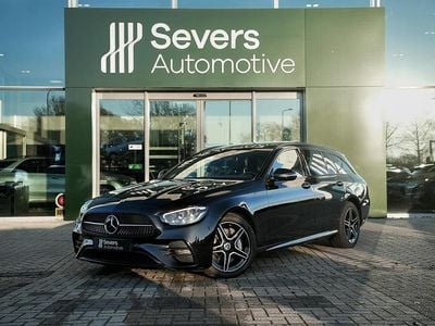 Zwart Gebruikt 2022 Mercedes E300 AMG line Stationwagen | € 38.888 (Goede deal)
