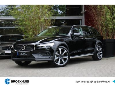 tweedehands Volvo V60 CC B5 AWD Ultimate | Harman/Kardon | Stoelventilatie en -massage | Schuifdak | Pilot Assist | Keyless | 20" velgen