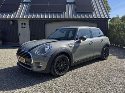 Grijs Gebruikt 2019 Mini ONE Hatchback | € 14.950 (Eerlijke prijs)