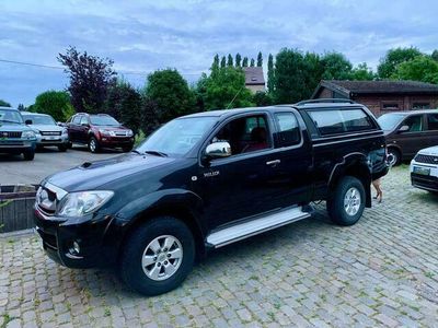 Zwart Occasion 2010 Toyota HiLux Pickup | € 17.999