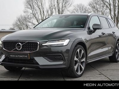 Grijs Occasion 2018 Volvo V60 CC Pro Stationwagen | € 31.995 (Eerlijke prijs)