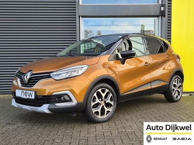 Twotone orange atacama / noir Occasion 2017 Renault Captur Intens SUV | € 15.750 (Duur)