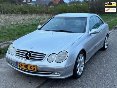 tweedehands Mercedes 200 CLK-KLASSE CoupéK. Elegance Automaat ECC Audio/CD Electric pakket ESP LMV 17" ABS Dealeronderhoud Nieuwe Apk!