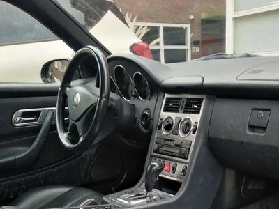 Mercedes SLK320