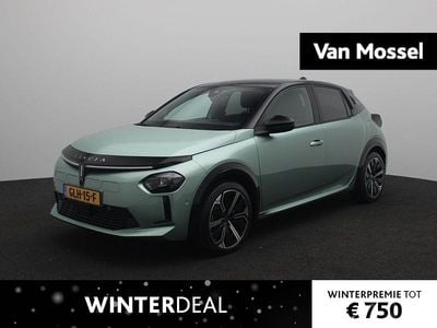 Groen Occasion 2024 Lancia Ypsilon Hatchback | € 26.740 (Goede deal)