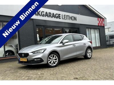 Occasion Seat Leon Business 2022 Grijs Hatchback