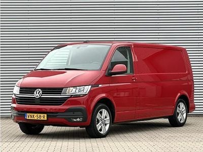 Occasion VW T6.1 150 PK (110 kW) 2021 Cherry red (lh3t) Van
