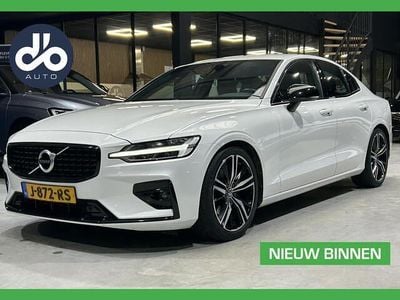 Wit Occasion 2020 Volvo S60 R-Design Sedan | € 20.934 (Eerlijke prijs)