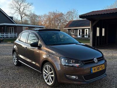 Bruin Occasion 2013 VW Polo Highline Hatchback | € 6.995 (Eerlijke prijs)