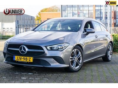 Grijs Gebruikt 2020 Mercedes CLA180 Premium Plus Sedan | € 18.950 (Super prijs)
