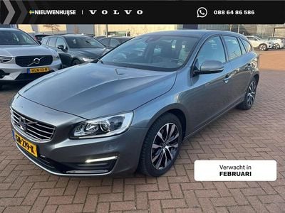 Grijs Occasion 2018 Volvo V60 Dynamic Stationwagen | € 21.894 (Super prijs)