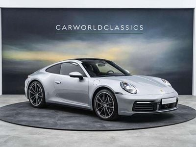 Porsche 911 Carrera