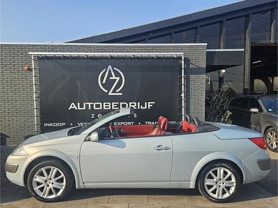 Occasion Renault Mégane Cabriolet Luxe 135 PK (99 kW) 2004 Grijs Cabriolet