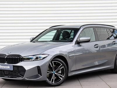 BMW 330e