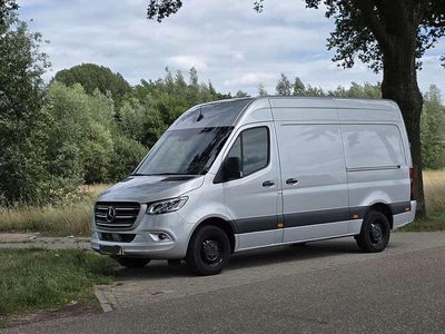 Zilver Occasion 2021 Mercedes Sprinter Van | € 57.475