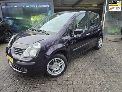 Paars Gebruikt 2007 Renault Modus MPV | € 2.950 (Iets duurder)