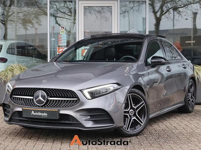 Grijs Gebruikt 2020 Mercedes A200 AMG line Sedan | € 25.900 (Iets duurder)