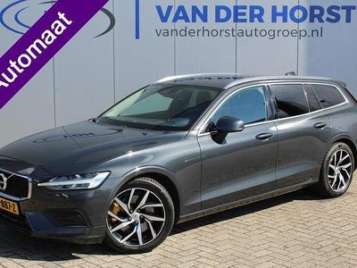 Grijs Occasion 2018 Volvo V60 Momentum Stationwagen | € 23.880
