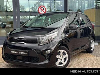 Zwart, metallic lak Gebruikt 2024 Kia Picanto Comfort Hatchback | € 15.440 (Eerlijke prijs)