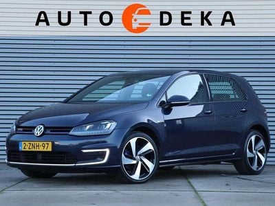 Blauw (metallic) Gebruikt 2015 VW Golf VII GTE Hatchback | € 11.950 (Eerlijke prijs)